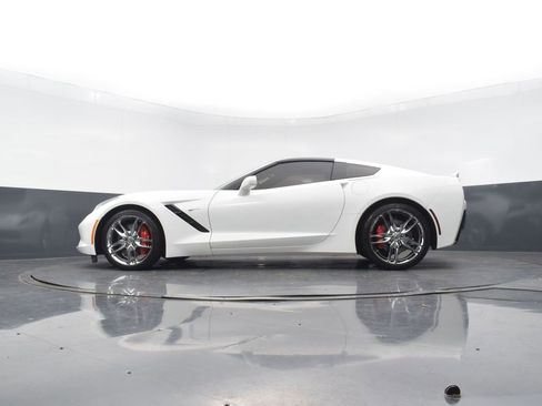 Used 2017 Chevrolet Corvette Stingray Coupe image 42