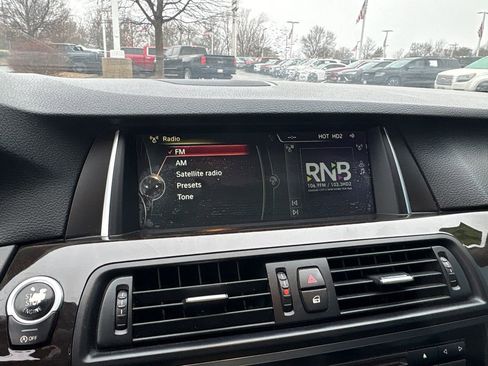 Used 2014 BMW 528i Sedan image 23