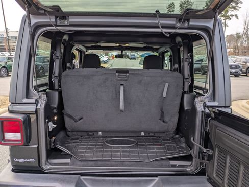 Used 2019 Jeep Wrangler Sport S image 30