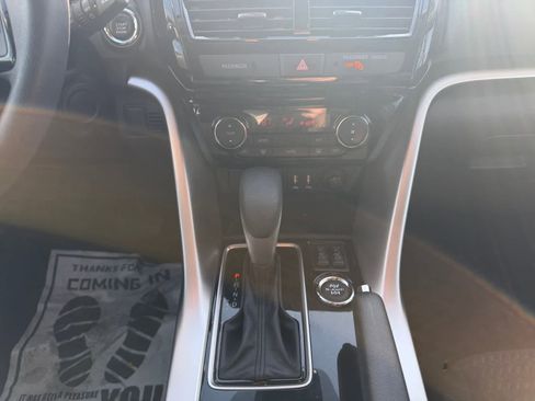 Used 2024 Mitsubishi Eclipse Cross LE image 15