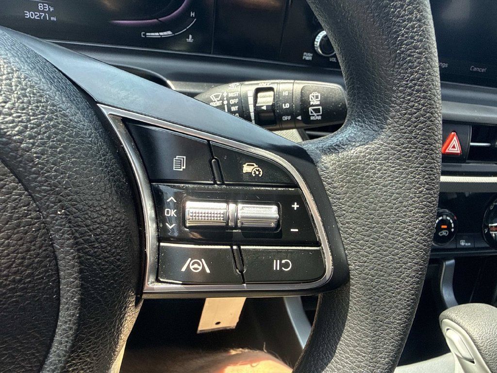 Used 2024 Kia Seltos LX AWD/4WD image 28