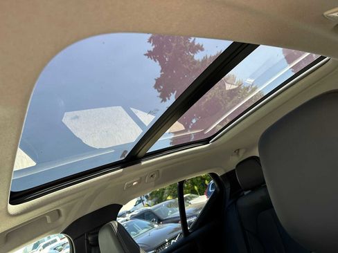 New 2025 Volvo XC40 B5 Plus w/ Protection Package Premier image 23