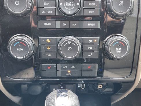 Used 2009 Ford Escape 2WD Hybrid image 16