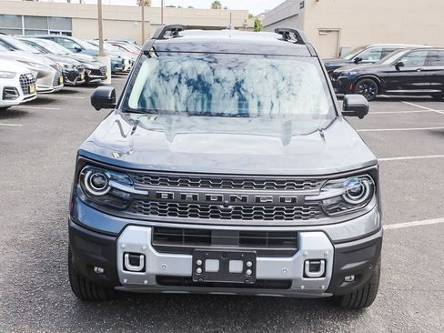 Used 2025 Ford Bronco Sport Badlands w/ Badlands Tech Package AWD/4WD image 2
