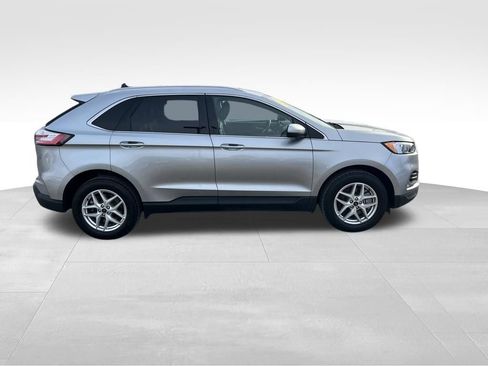 Used 2024 Ford Edge SEL w/ Convenience Package image 8