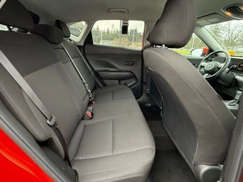 Used 2024 Hyundai Kona SEL image 13