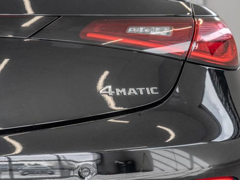 Used 2025 Mercedes-Benz CLE 300 4MATIC Cabriolet image 23