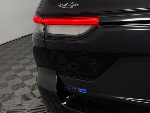 Used 2025 Jeep Grand Cherokee Limited 4xe image 11