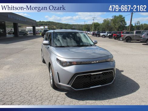 Used 2023 Kia Soul LX w/ Option Group 015 image 16