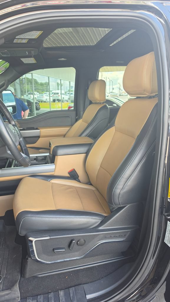 Used 2024 Ford F350 Lariat w/ Lariat Ultimate Package AWD/4WD image 7
