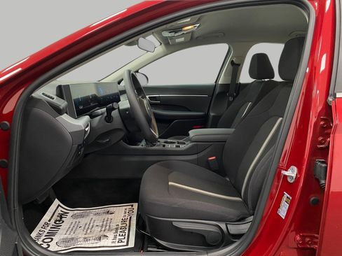 Certified 2025 Hyundai Sonata SE FWD image 28