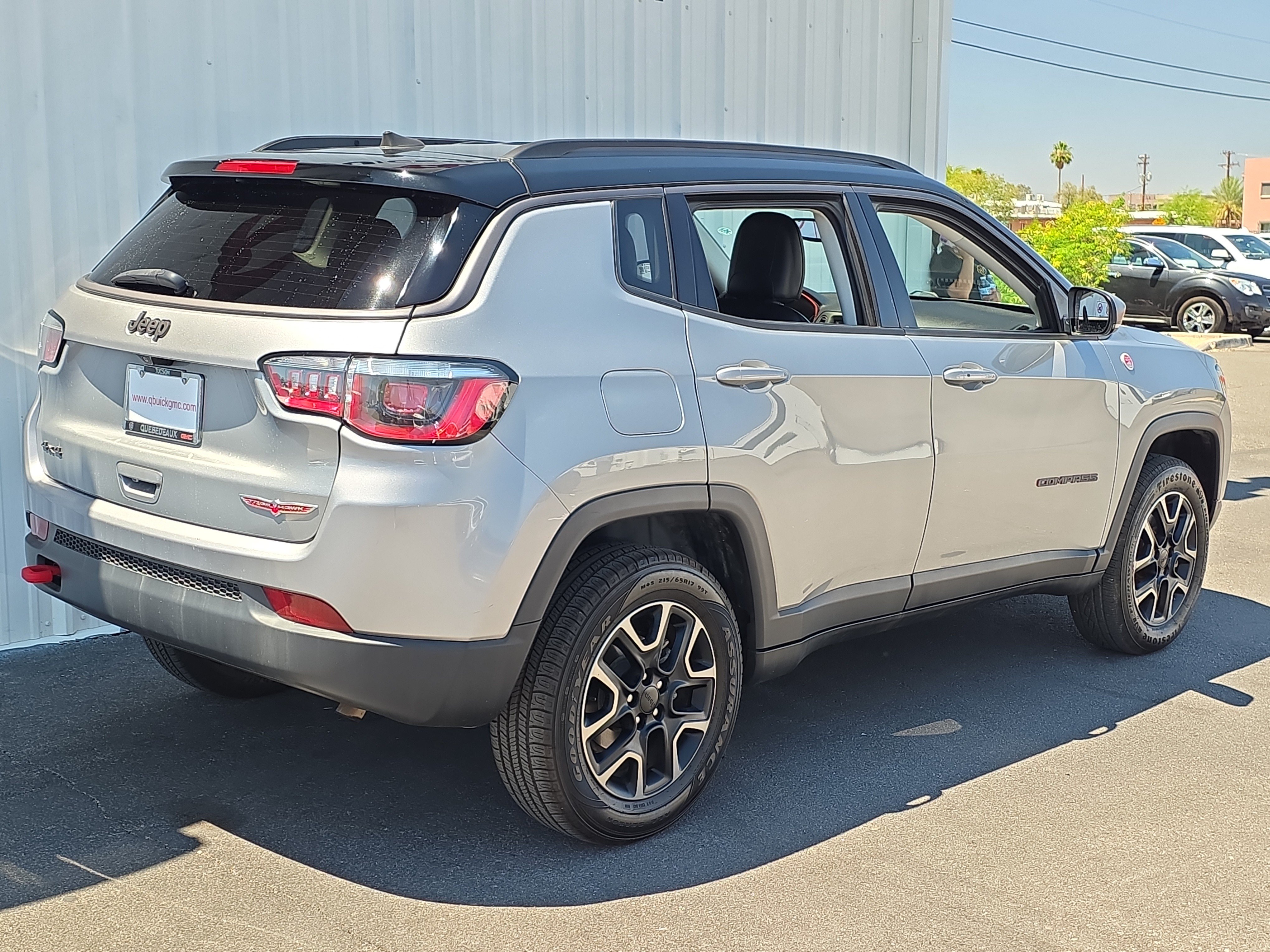 Used 2019 Jeep Compass Trailhawk AWD/4WD image 8