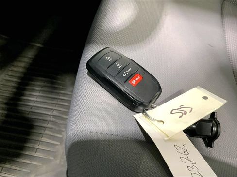Used 2023 Toyota Corolla SE FWD image 11