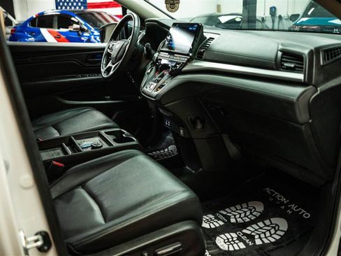 Used 2025 Honda Odyssey EX-L image 14