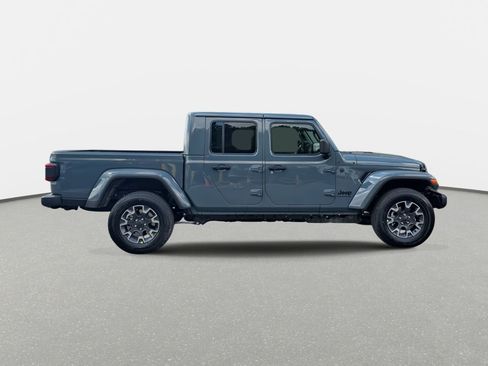 New 2026 Jeep Gladiator Sport AWD/4WD image 4