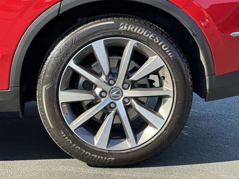 Certified 2025 Acura MDX FWD w/ Technology Package image 8