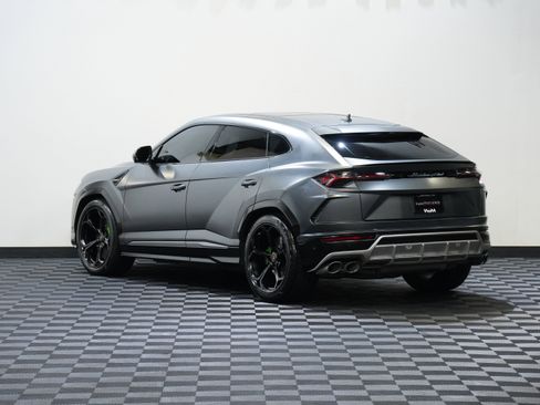 Used 2019 Lamborghini Urus AWD/4WD image 8