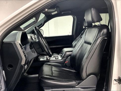 Used 2021 Ford Expedition XLT image 33