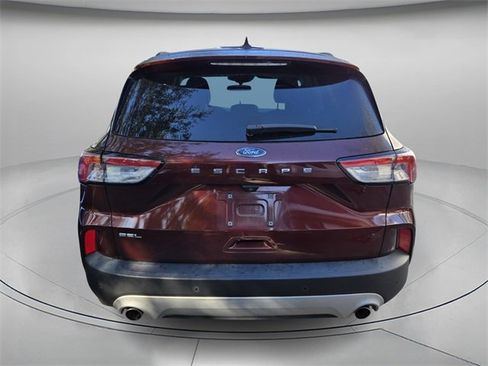 Used 2021 Ford Escape SEL image 5