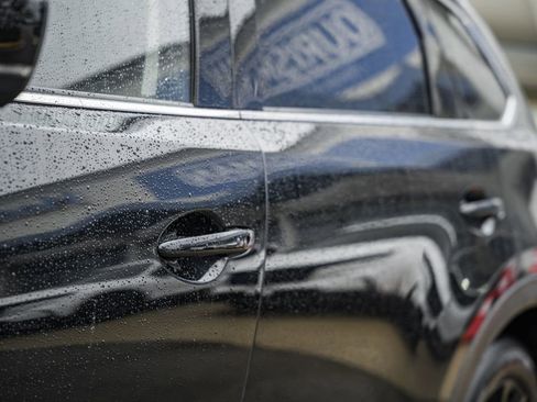 Used 2023 MAZDA CX-9 Touring Plus image 16