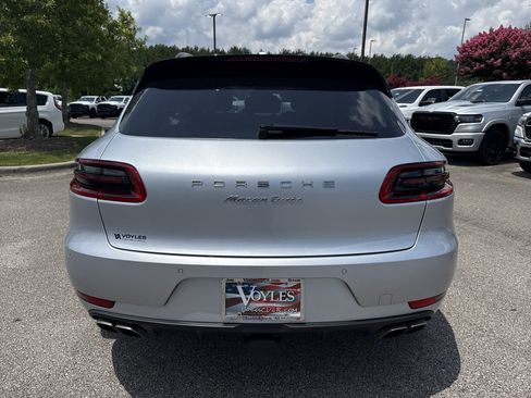 Used 2016 Porsche Macan Turbo AWD/4WD image 6