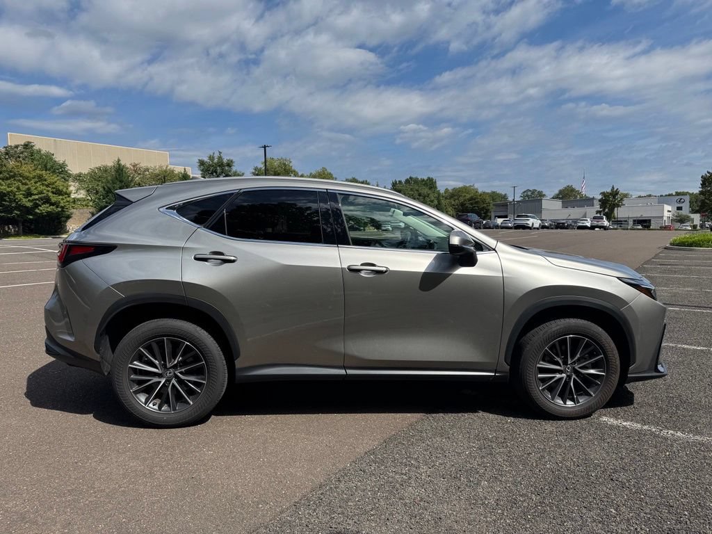 Used 2024 Lexus NX 350h AWD image 5