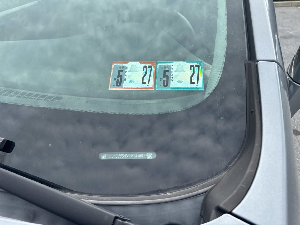 Used 2019 Buick Encore Essence w/ Experience Buick Package AWD/4WD image 18