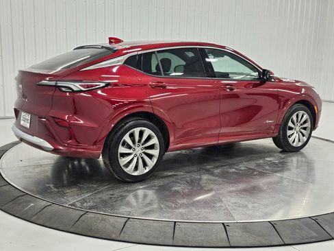Used 2025 Buick Envista Avenir FWD image 5