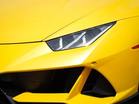 Used 2020 Lamborghini Huracan EVO AWD/4WD image 6