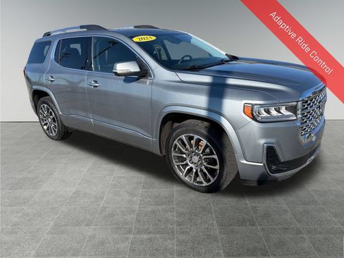 Used 2023 GMC Acadia Denali w/ Denali Ultimate Package AWD/4WD image 9