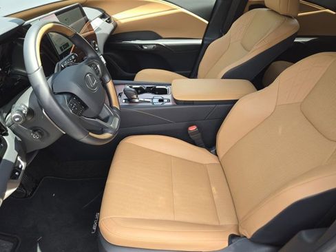 Certified 2025 Lexus RX 350 Premium w/ Accessory Package (Z1) FWD image 13