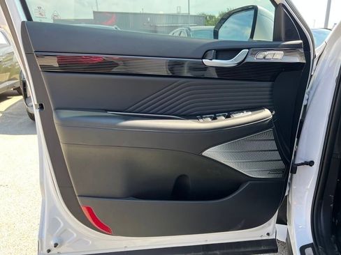 New 2025 Hyundai Palisade Calligraphy image 15