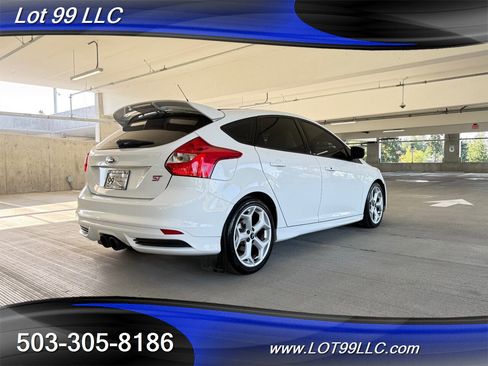 Used 2013 Ford Focus ST FWD image 6