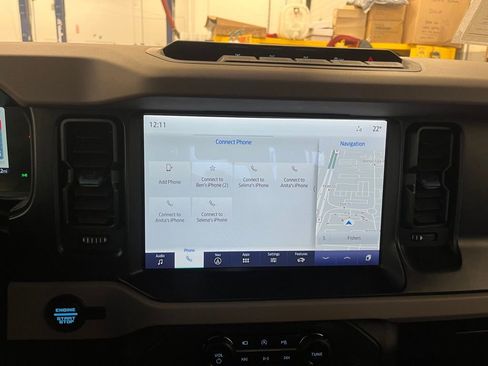 Used 2023 Ford Bronco Wildtrak image 21