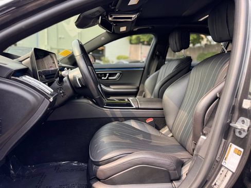 Used 2022 Mercedes-Benz S 500 4MATIC w/ 3D Technology Package image 20