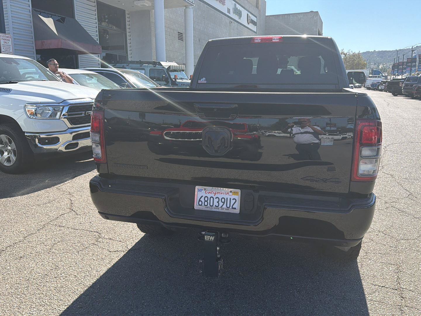 Used 2019 RAM 3500 Big Horn w/ Black Appearance Package AWD/4WD image 5
