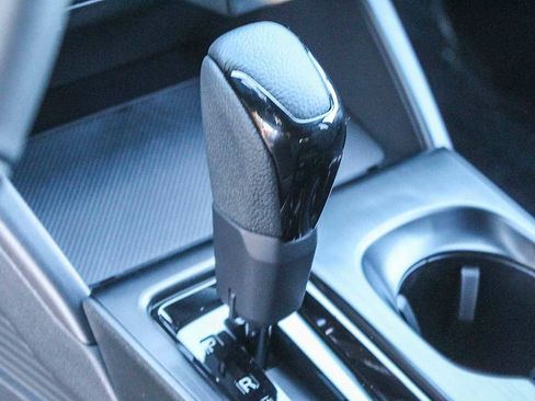 New 2026 Subaru Outback Premium image 19