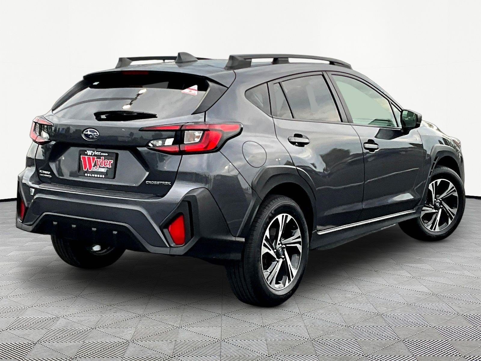 Used 2024 Subaru Crosstrek 2.0i Premium AWD/4WD image 6