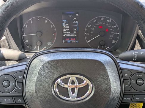 Used 2025 Toyota Corolla LE FWD image 25