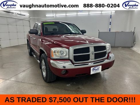 Used 2007 Dodge Dakota Laramie w/ Popular Equipment Group AWD/4WD image 1