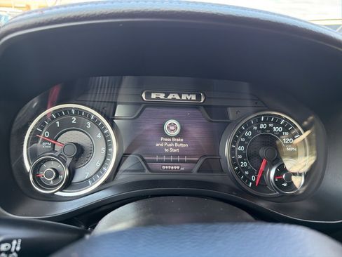 Used 2023 RAM 1500 Laramie image 10