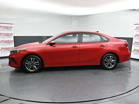 Used 2023 Kia Forte LXS image 5