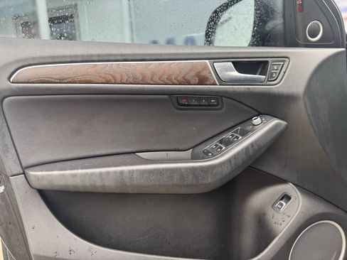 Used 2017 Audi Q5 2.0T Premium Plus w/ Technology Package image 29