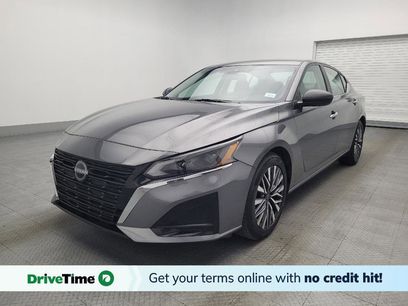 Used 2024 Nissan Altima 2.5 SV