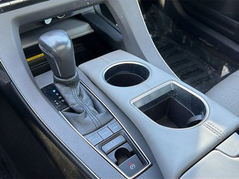 Certified 2021 Toyota Avalon Limited w/ Advanced Safety Package image 39