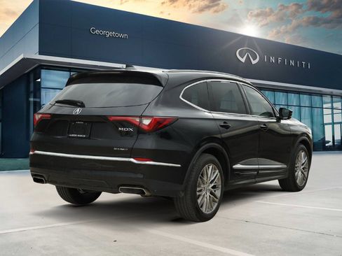 Used 2023 Acura MDX Advance image 5