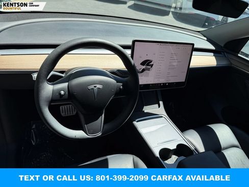 Used 2024 Tesla Model Y Performance AWD/4WD image 23