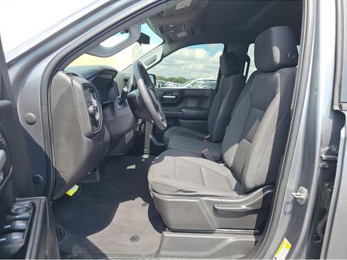 Used 2020 Chevrolet Silverado 1500 Custom w/ Custom Value Package RWD image 8