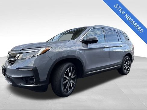Used 2022 Honda Pilot Touring image 3
