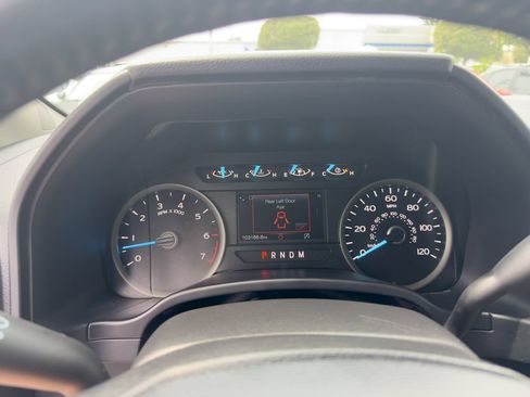 Used 2020 Ford F150 XLT w/ Equipment Group 302A Luxury AWD/4WD image 23